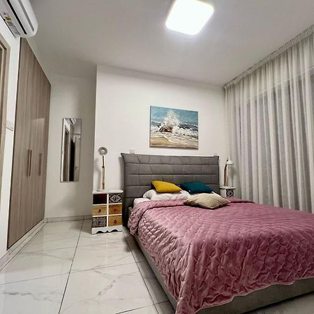 Cosmos Residence Paralimni Exteriör bild