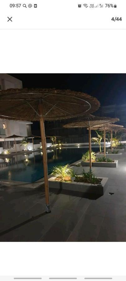 Cosmos Residence Paralimni Exteriör bild