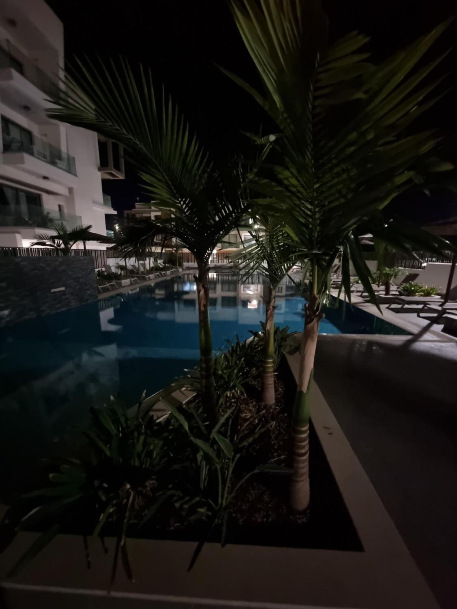 Cosmos Residence Paralimni Exteriör bild
