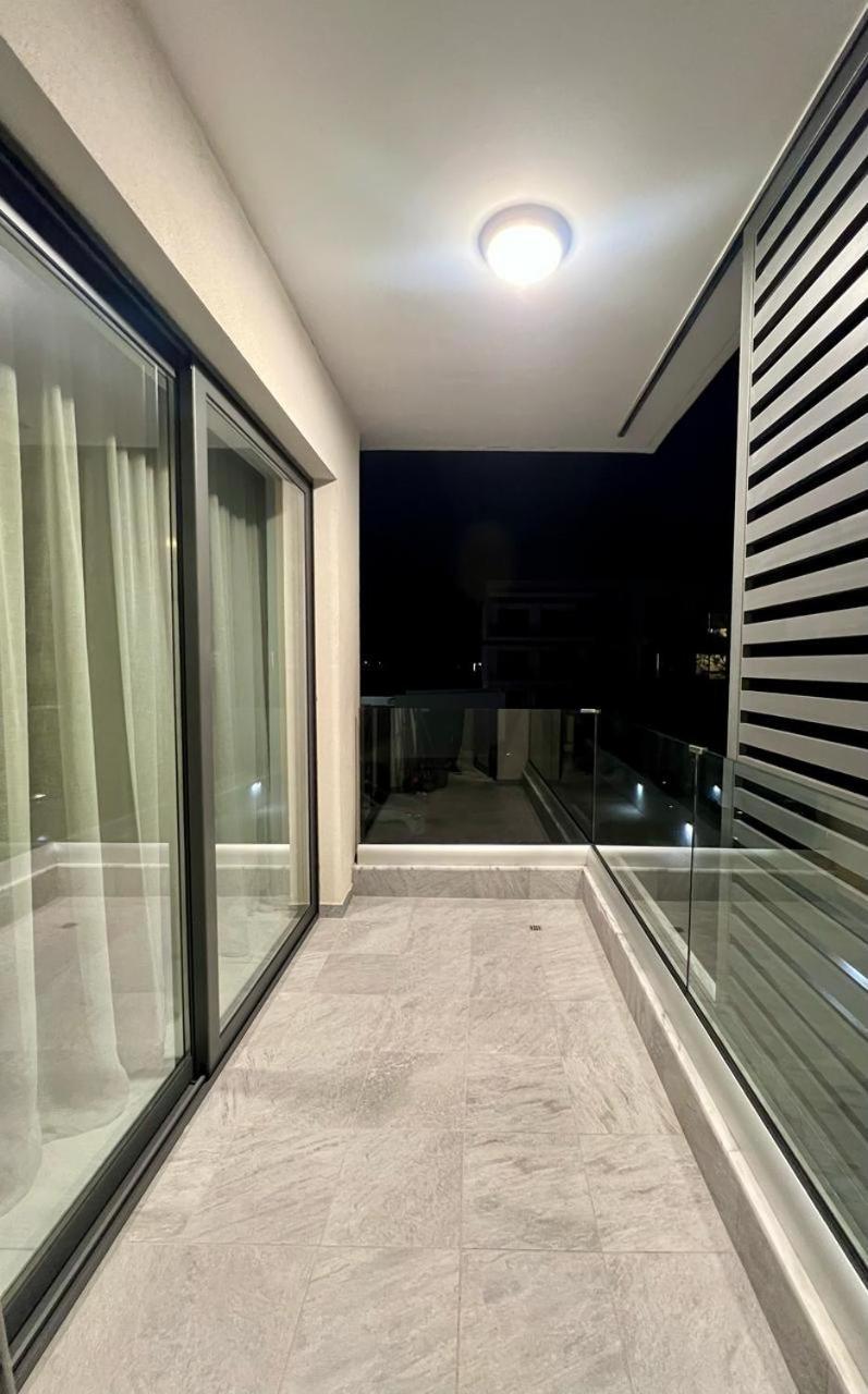 Cosmos Residence Paralimni Exteriör bild