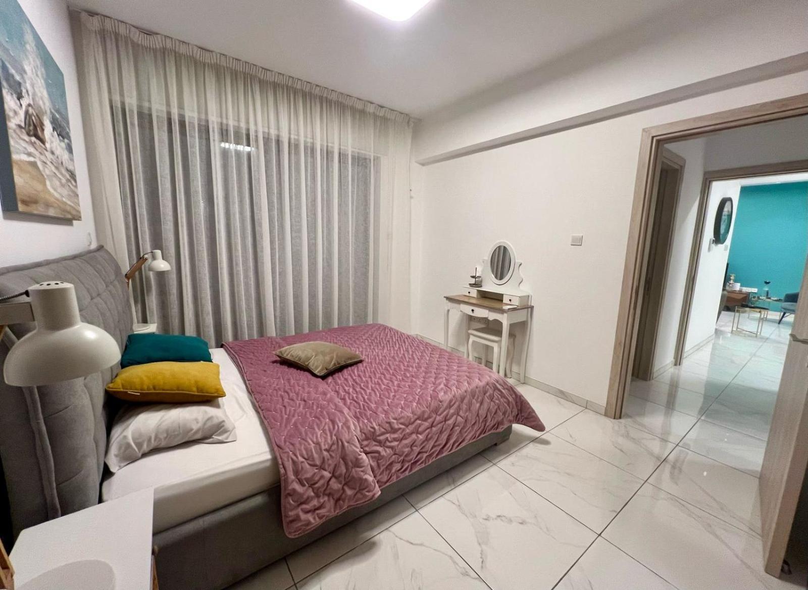 Cosmos Residence Paralimni Exteriör bild